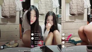 韓美女拍打美臀震動棒後入