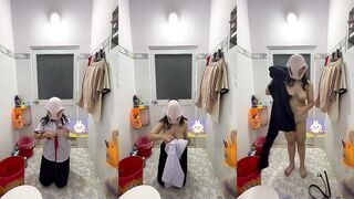 巨乳八字奶妹內褲套頭脫衣